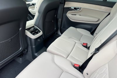 2026 Volvo XC90 Plug-In Hybrid T8 Plus 7 Passenger