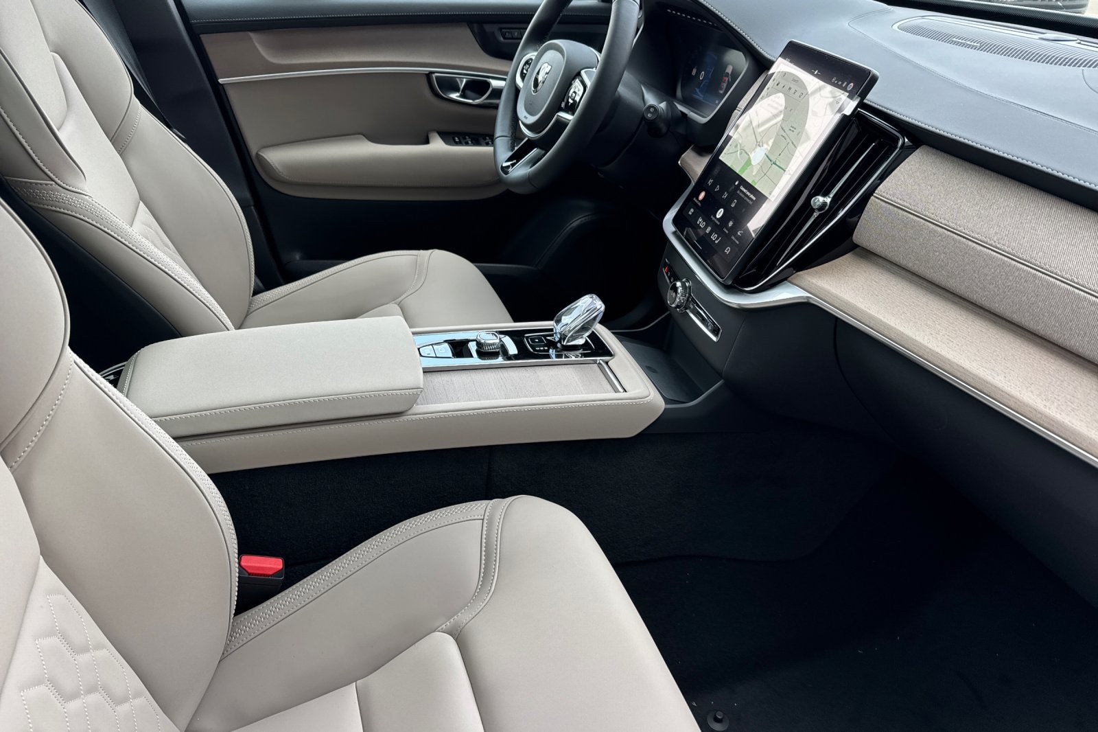 2026 Volvo XC90 Plug-In Hybrid T8 Plus 7 Passenger