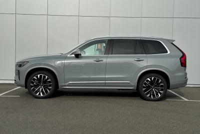 2026 Volvo XC90 Plug-In Hybrid T8 Plus 7 Passenger