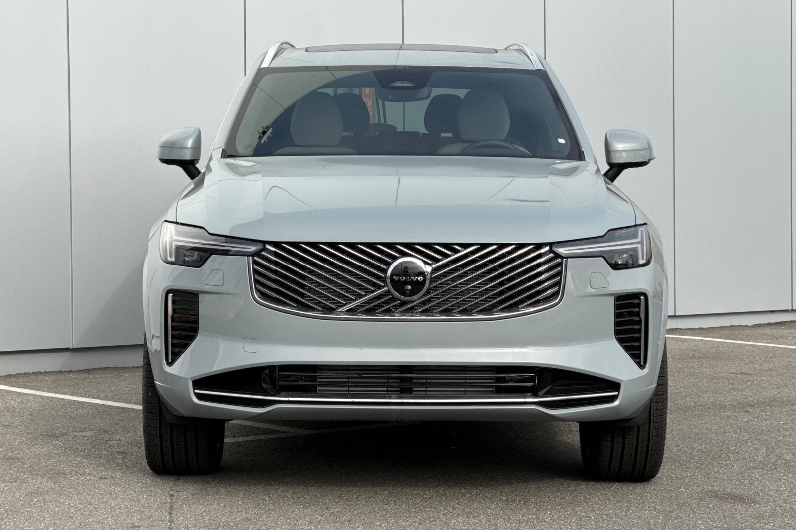 2026 Volvo XC90 Plug-In Hybrid T8 Plus 7 Passenger