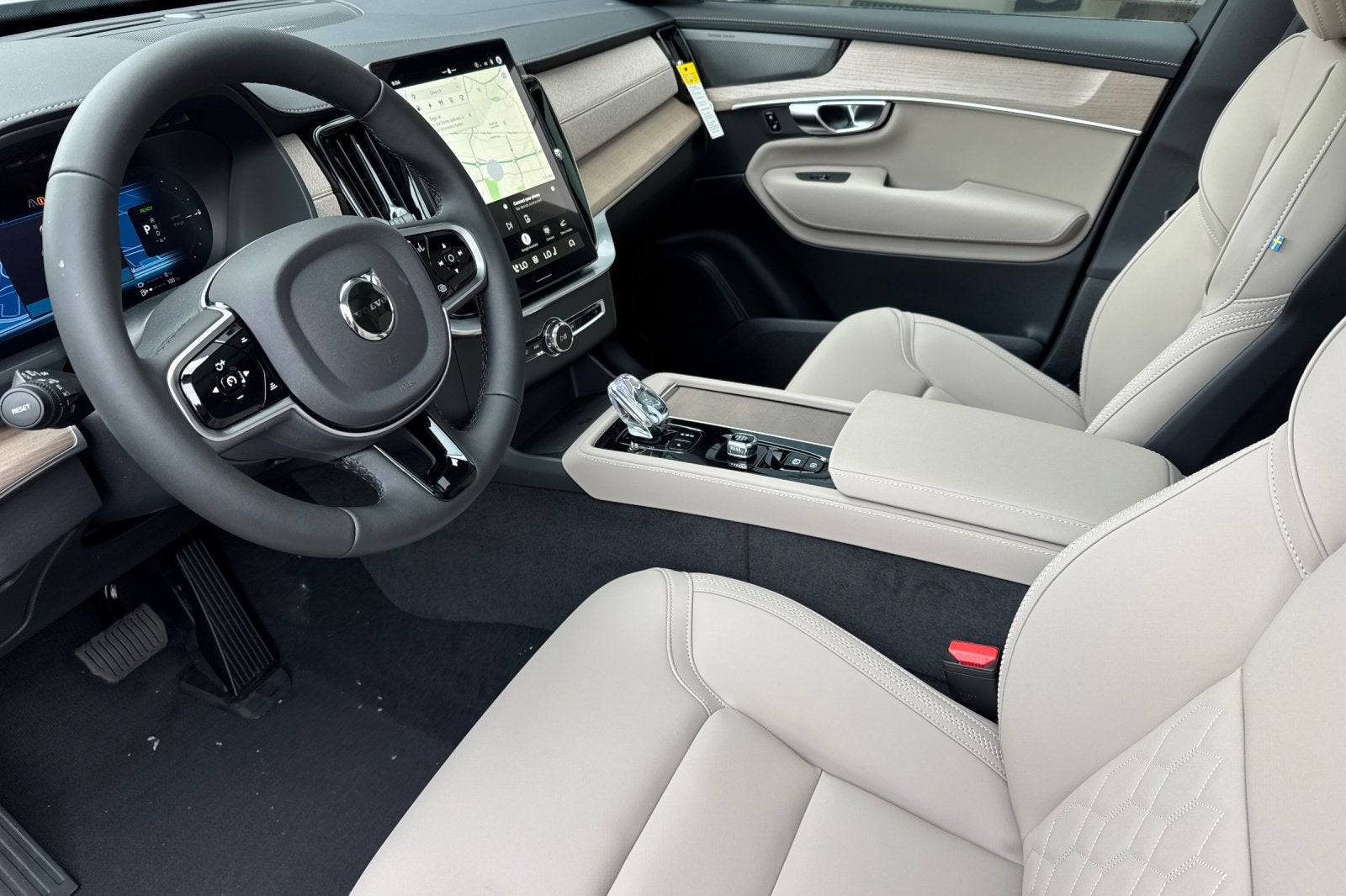 2026 Volvo XC90 Plug-In Hybrid T8 Plus 7 Passenger