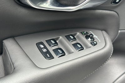 2025 Volvo XC90 Plug-In Hybrid T8 Plus 7 Passenger