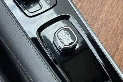 2025 Volvo XC90 Plug-In Hybrid T8 Plus 7 Passenger