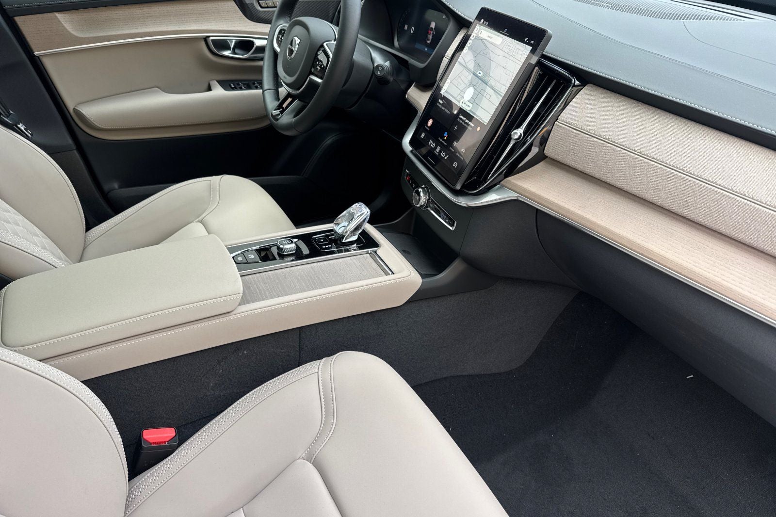 2026 Volvo XC90 Plug-In Hybrid T8 Plus 7 Passenger