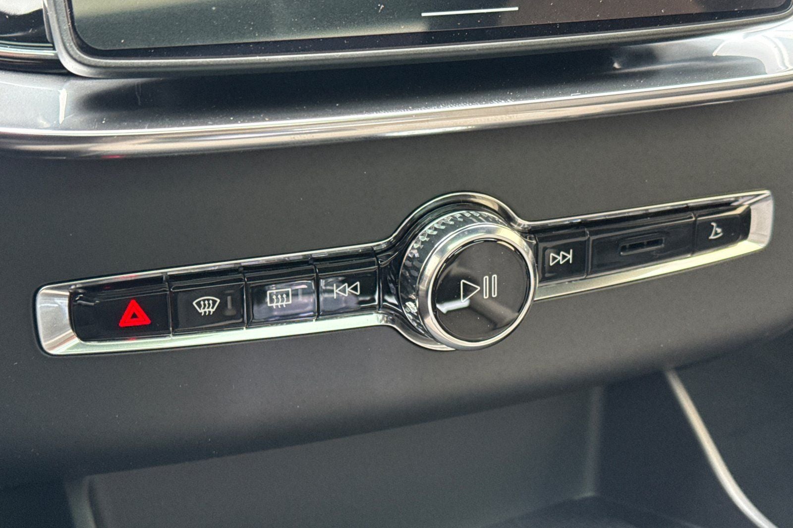 2026 Volvo XC90 Plug-In Hybrid T8 Plus 7 Passenger