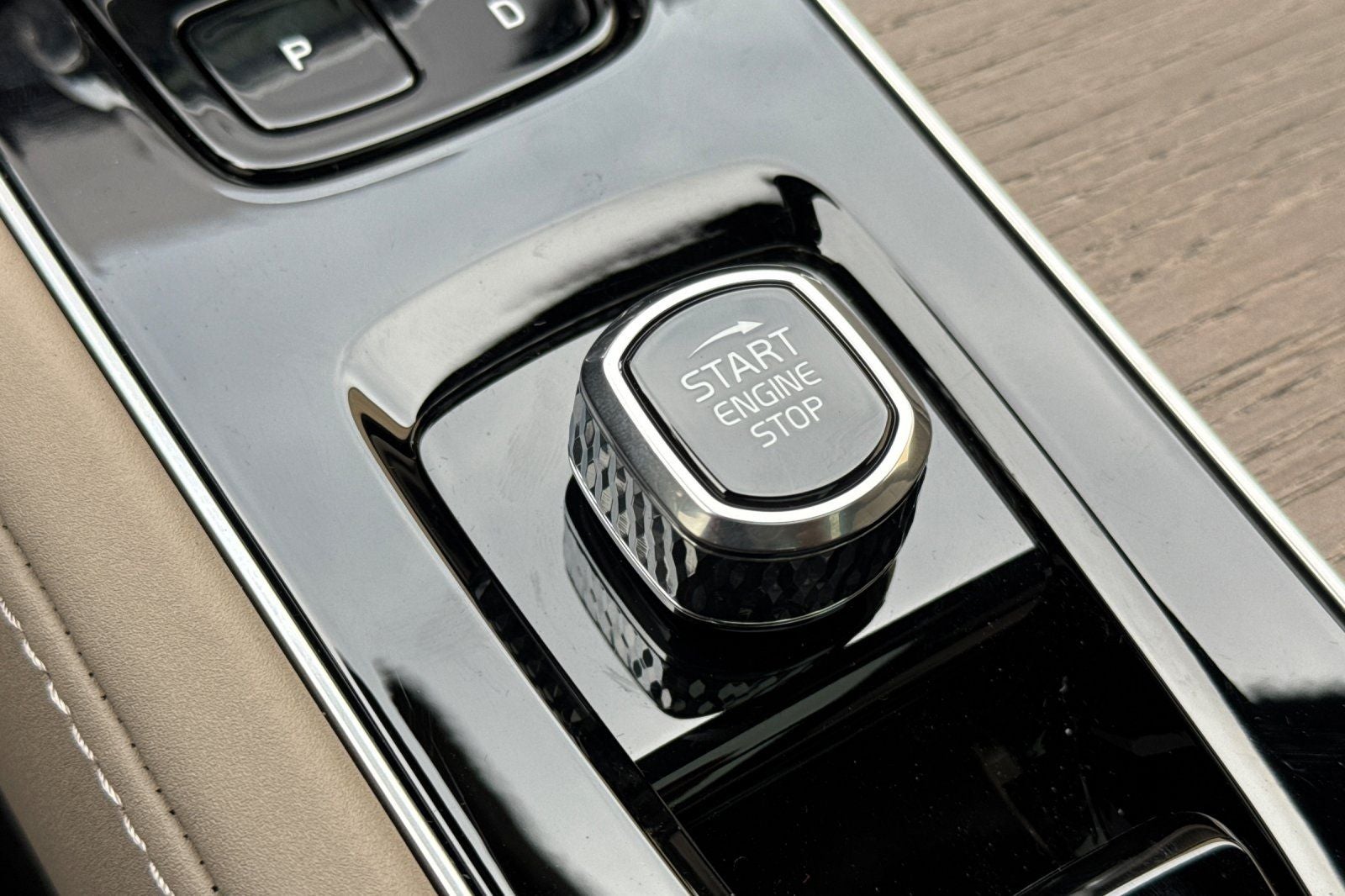 2026 Volvo XC90 Plug-In Hybrid T8 Plus 7 Passenger