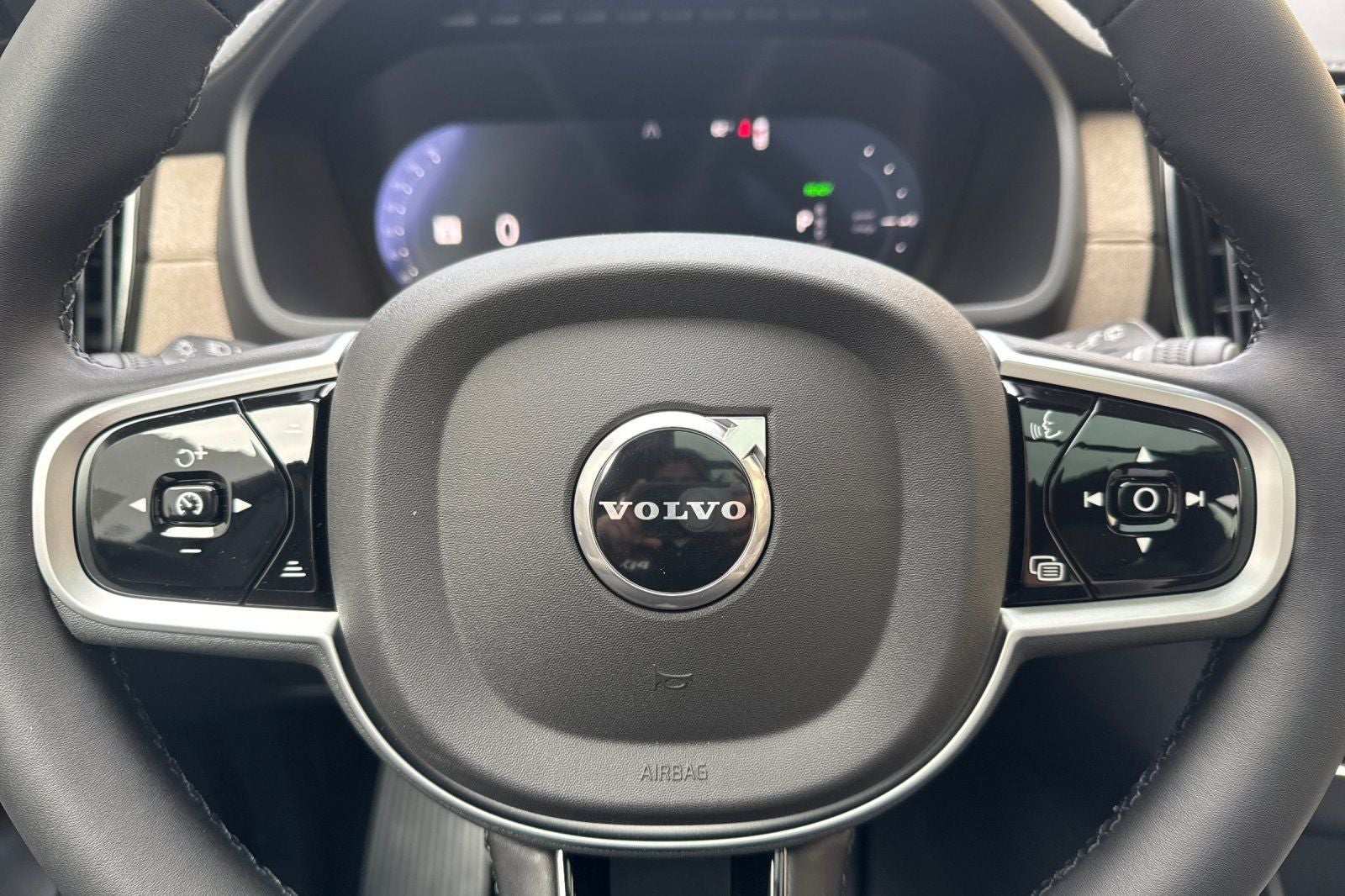 2026 Volvo XC90 Plug-In Hybrid T8 Plus 7 Passenger