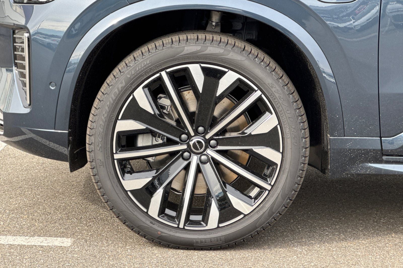 2026 Volvo XC90 Plug-In Hybrid T8 Plus 7 Passenger