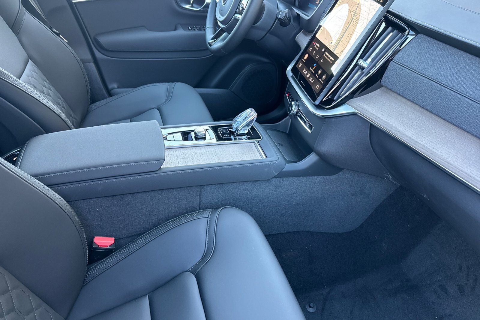 2026 Volvo XC90 Plug-In Hybrid T8 Plus 7 Passenger