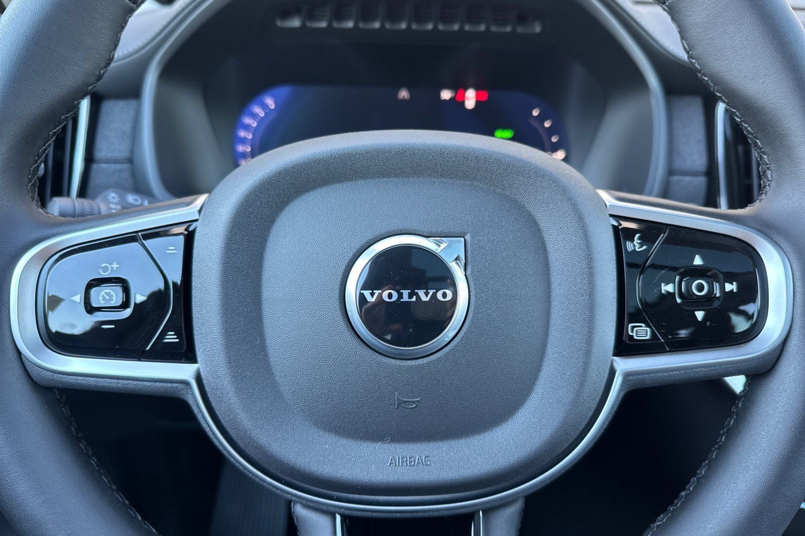 2026 Volvo XC90 Plug-In Hybrid T8 Plus 7 Passenger