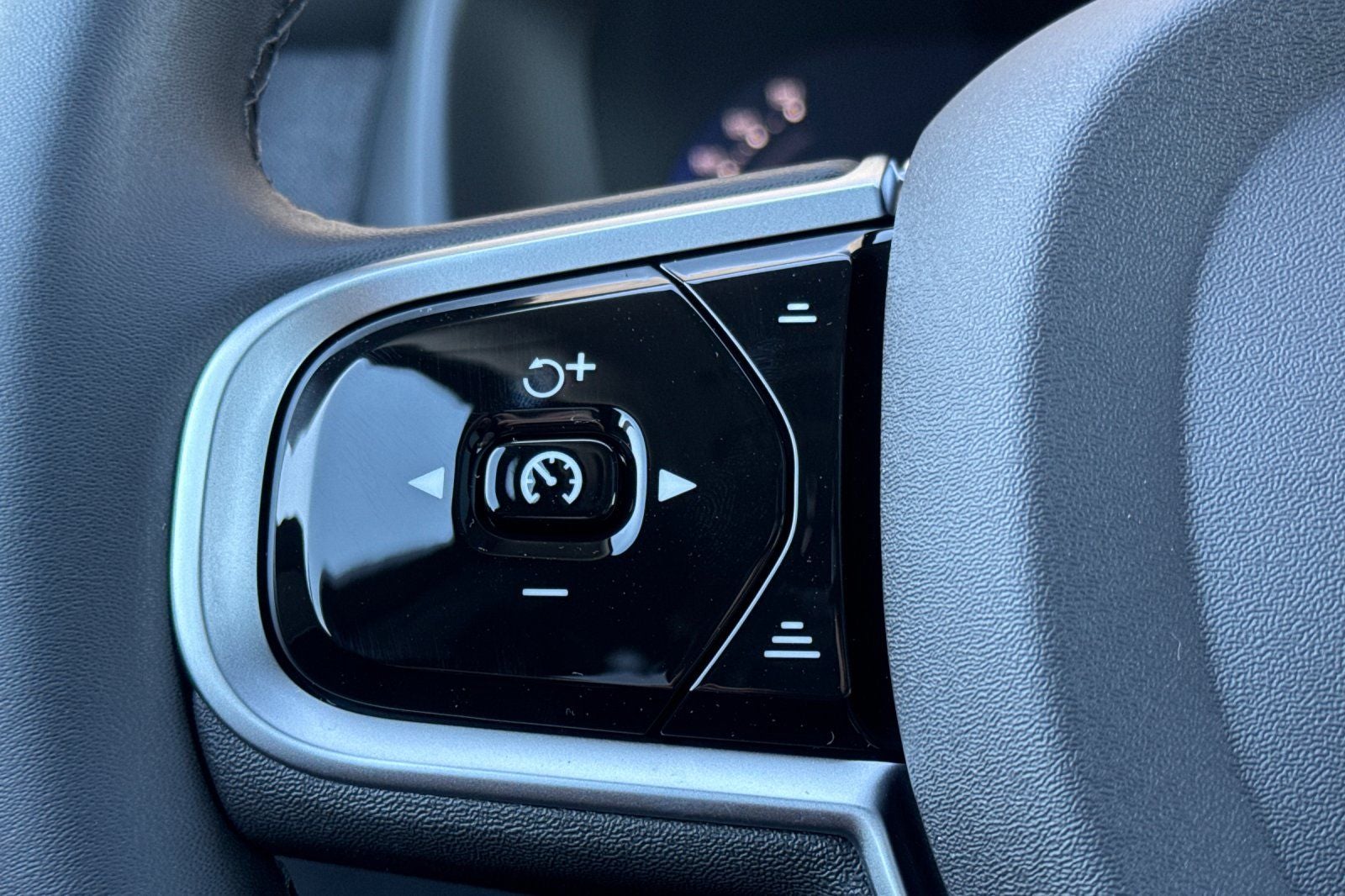 2026 Volvo XC90 Plug-In Hybrid T8 Plus 7 Passenger