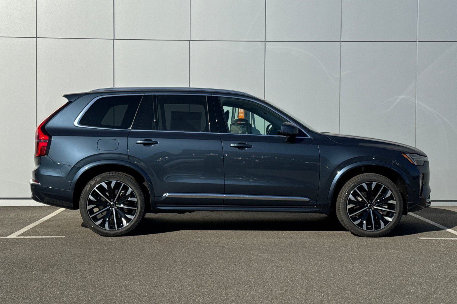 2026 Volvo XC90 Plug-In Hybrid T8 Plus 7 Passenger