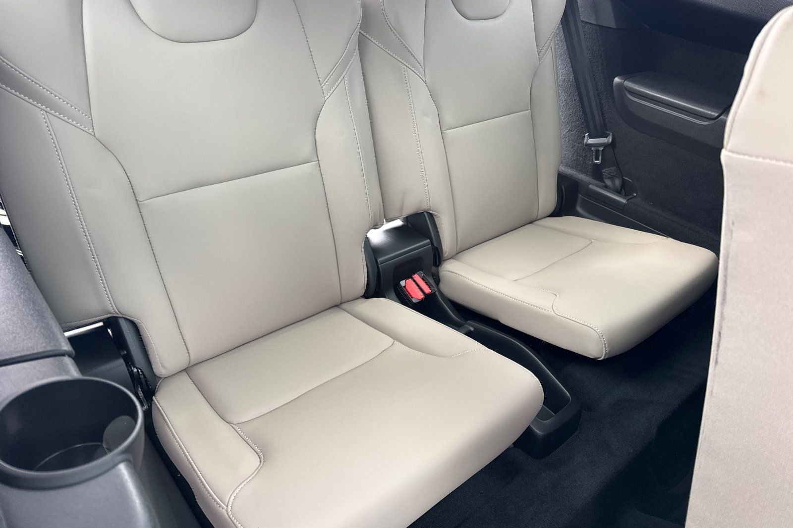 2026 Volvo XC90 Plug-In Hybrid T8 Plus 7 Passenger