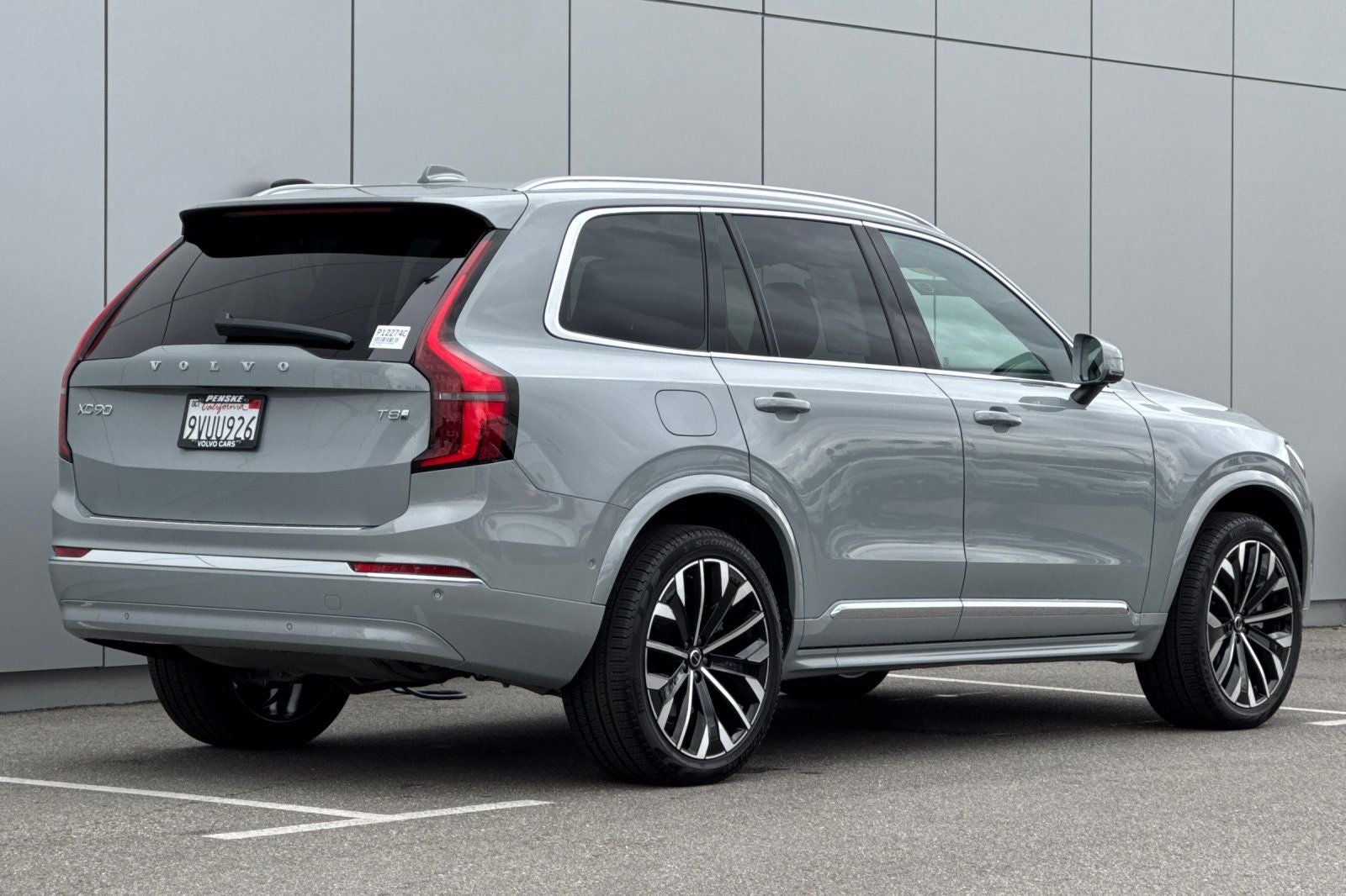 2026 Volvo XC90 Plug-In Hybrid T8 Plus 7 Passenger