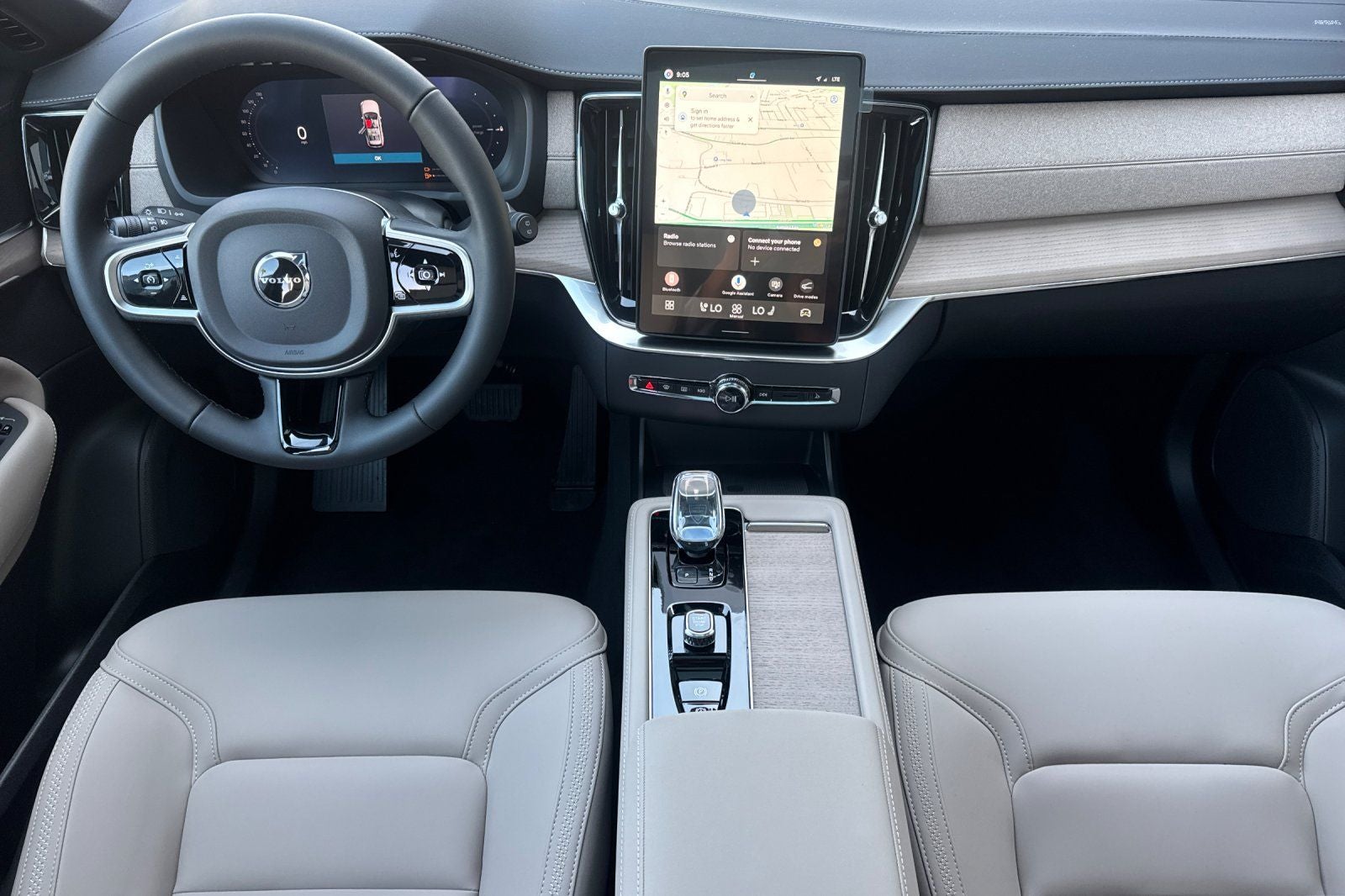 2026 Volvo XC90 Plug-In Hybrid T8 Plus 7 Passenger