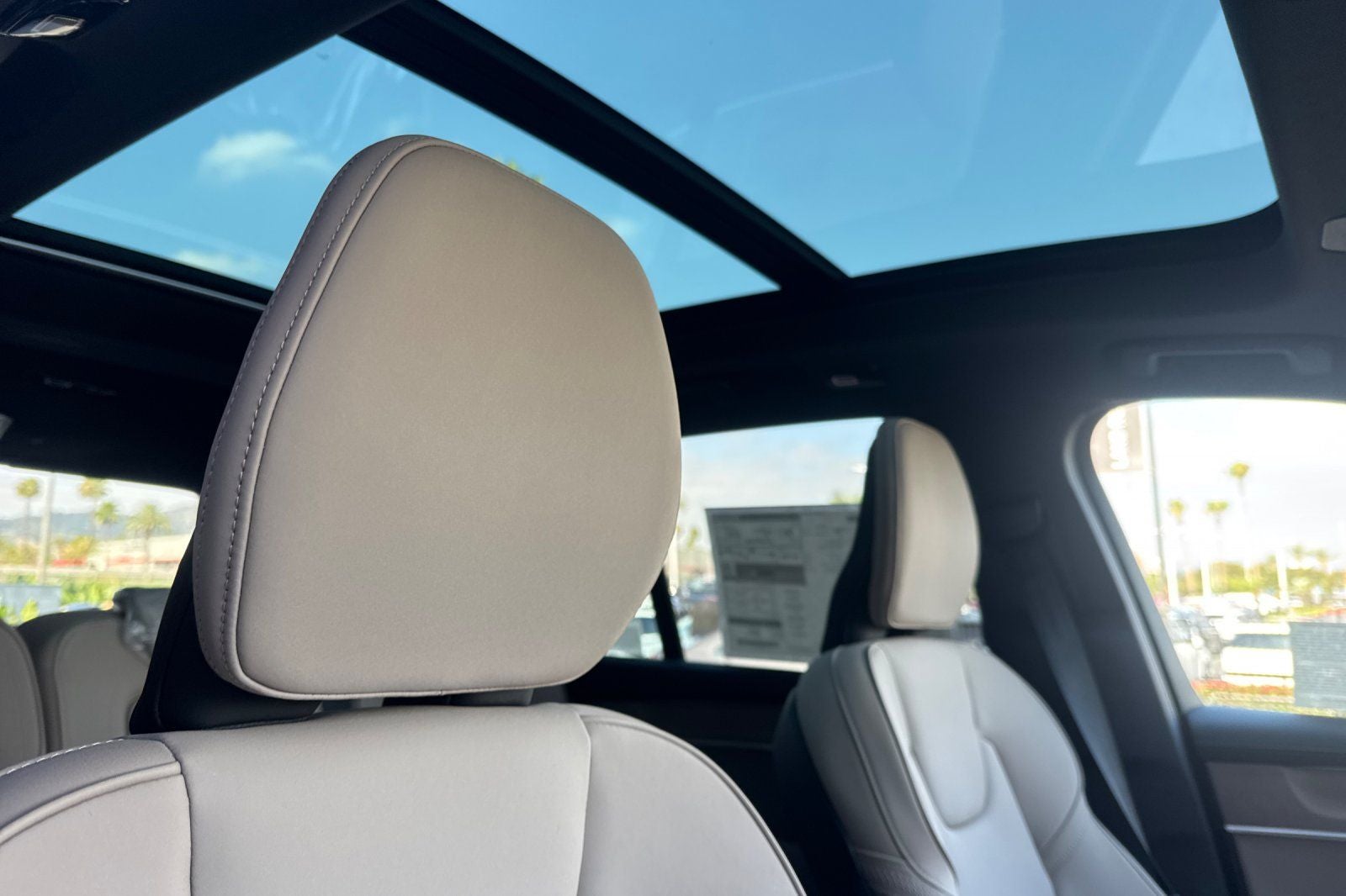2026 Volvo XC90 Plug-In Hybrid T8 Plus 7 Passenger