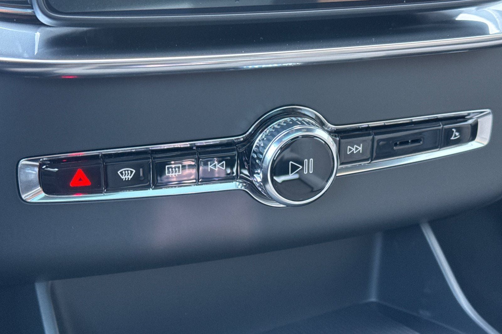 2026 Volvo XC90 Plug-In Hybrid T8 Plus 7 Passenger