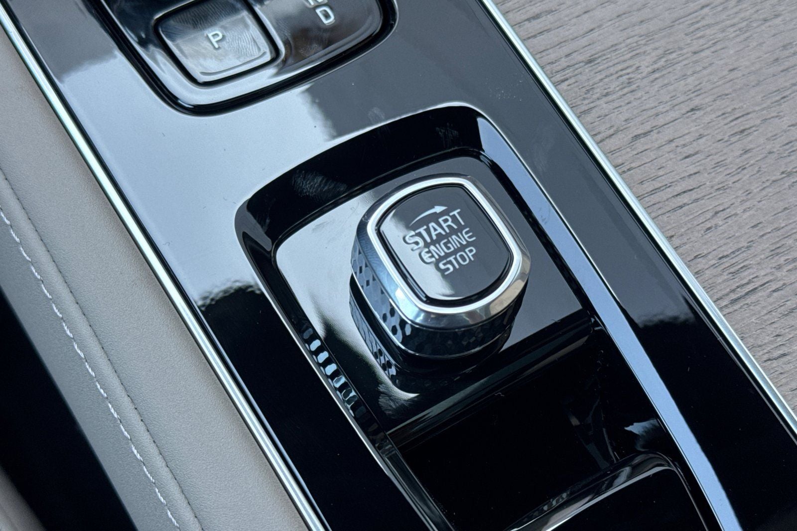 2026 Volvo XC90 Plug-In Hybrid T8 Plus 7 Passenger