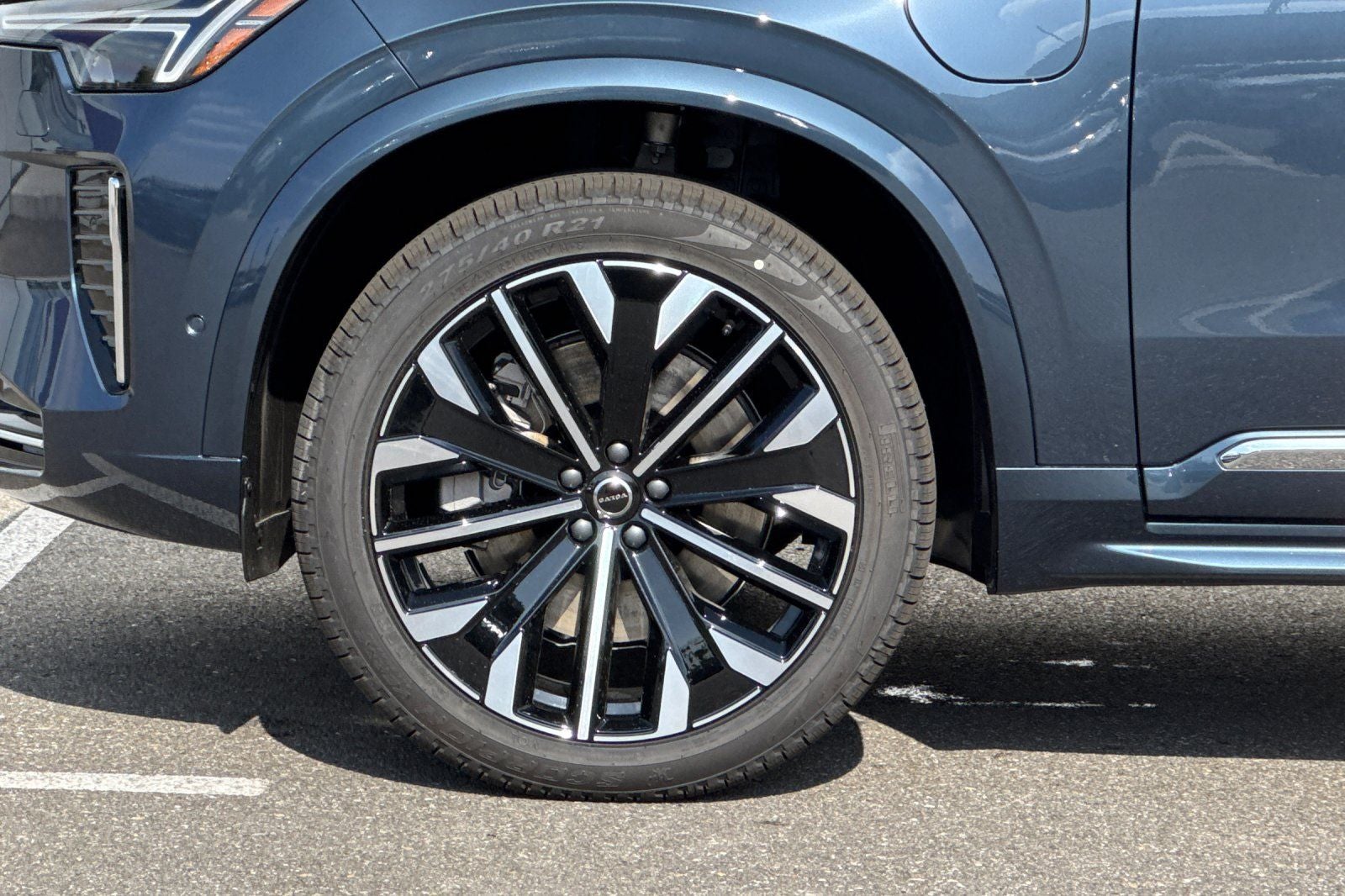 2026 Volvo XC90 Plug-In Hybrid T8 Plus 7 Passenger