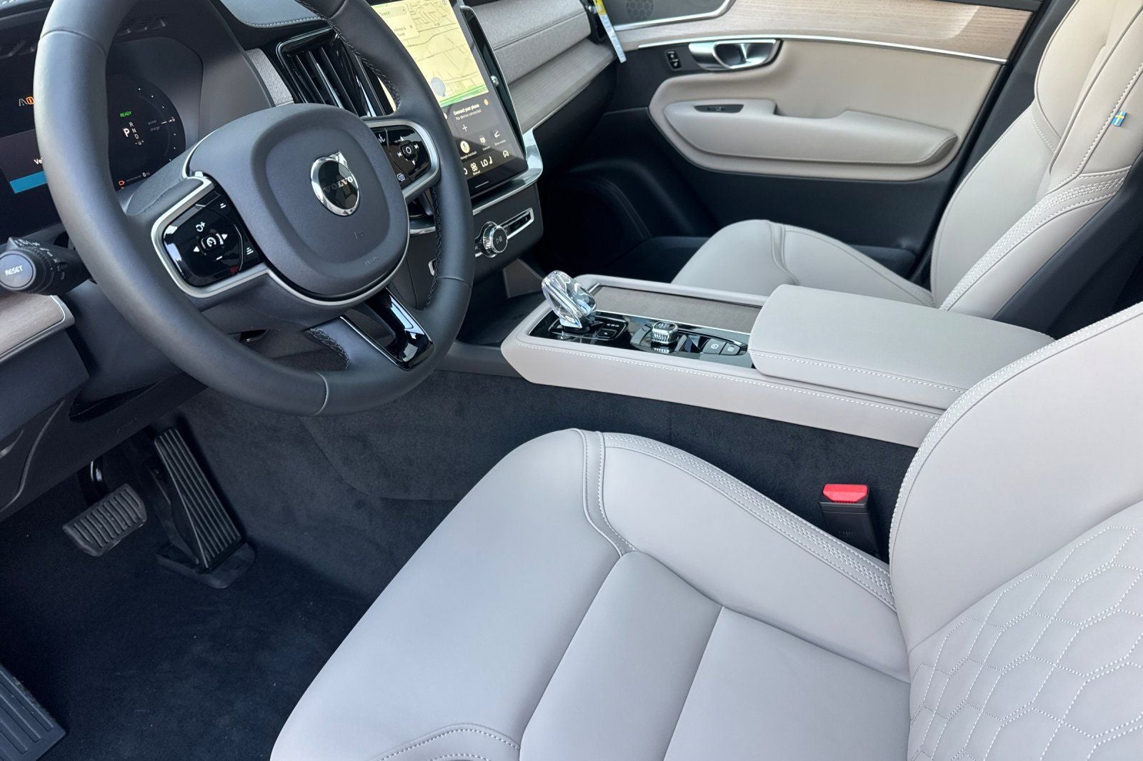2026 Volvo XC90 Plug-In Hybrid T8 Plus 7 Passenger