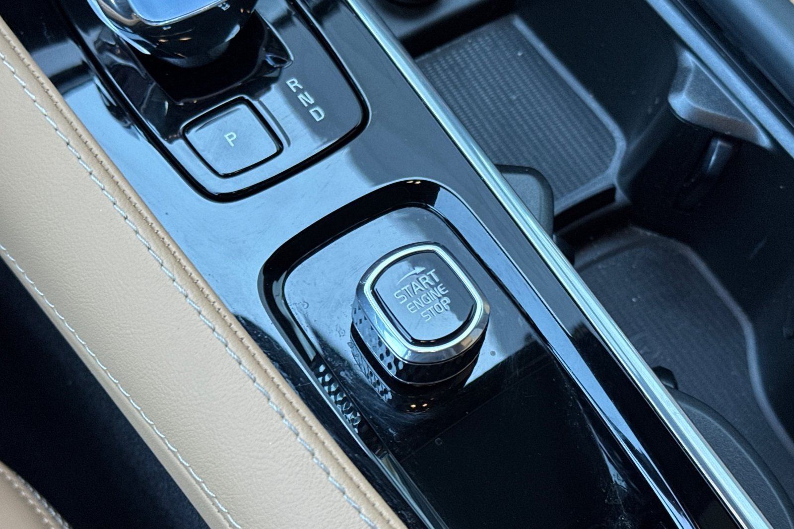 2025 Volvo XC90 Plug-In Hybrid T8 Ultra 7 Passenger