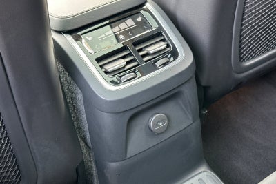 2025 Volvo XC90 Plug-In Hybrid T8 Ultra 7 Passenger