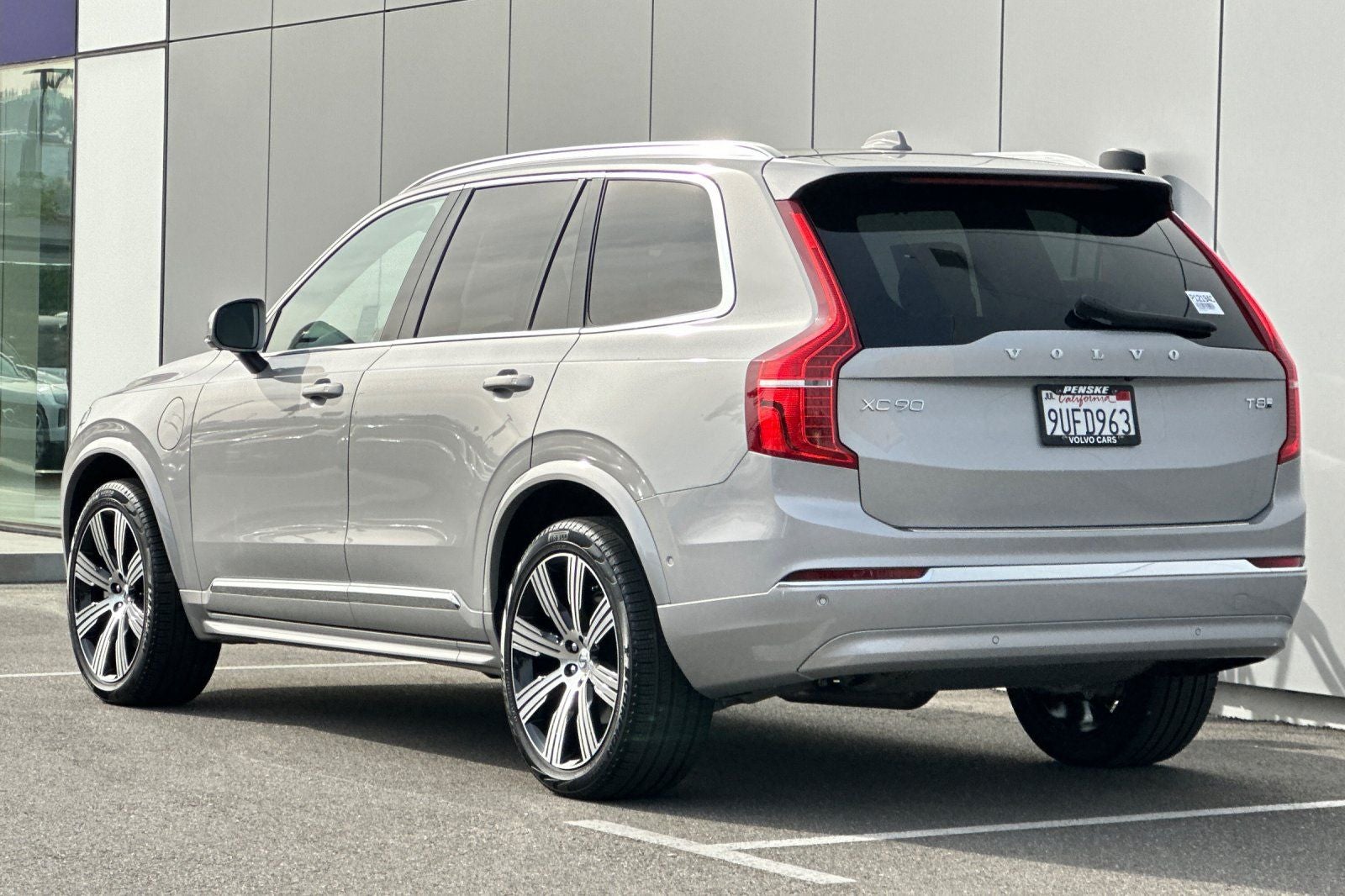 2025 Volvo XC90 Plug-In Hybrid T8 Ultra 7 Passenger