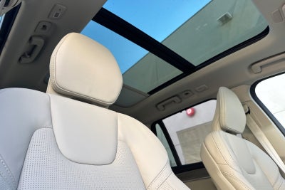 2026 Volvo XC90 Plug-In Hybrid T8 Ultra 7 Passenger