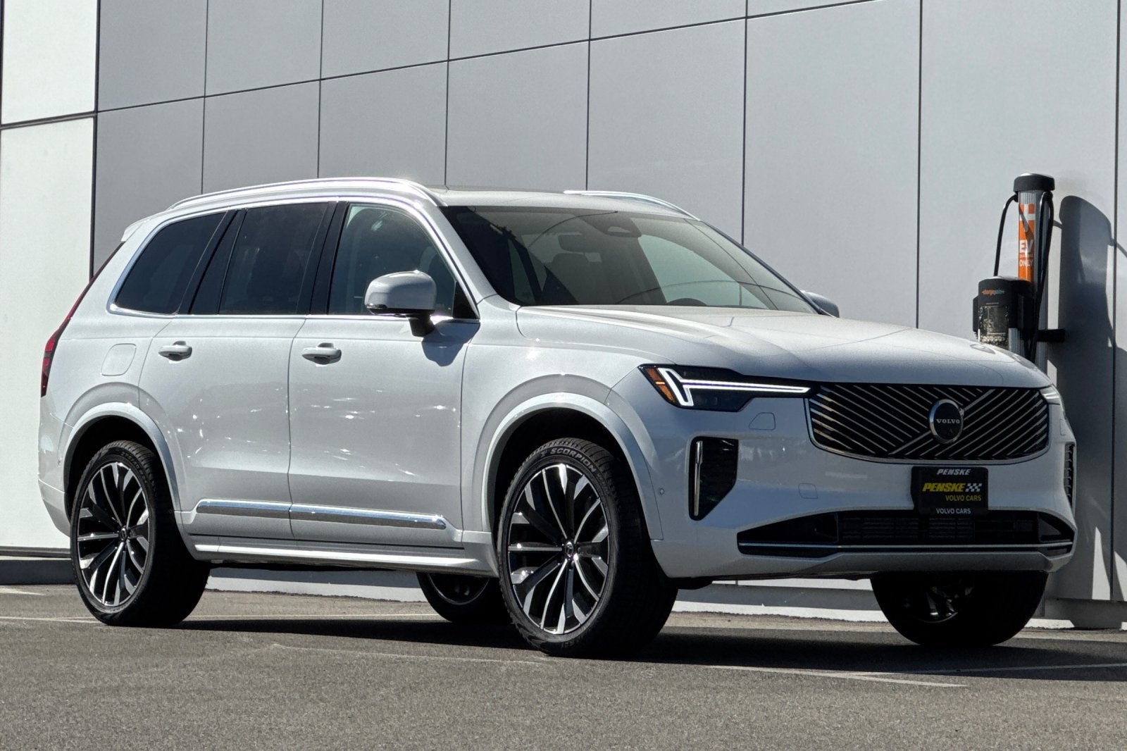 2026 Volvo XC90 Plug-In Hybrid T8 Ultra 7 Passenger