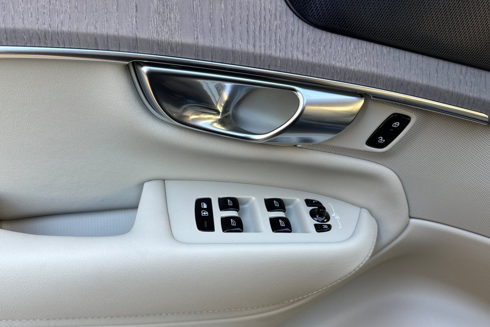 2026 Volvo XC90 Plug-In Hybrid T8 Ultra 7 Passenger