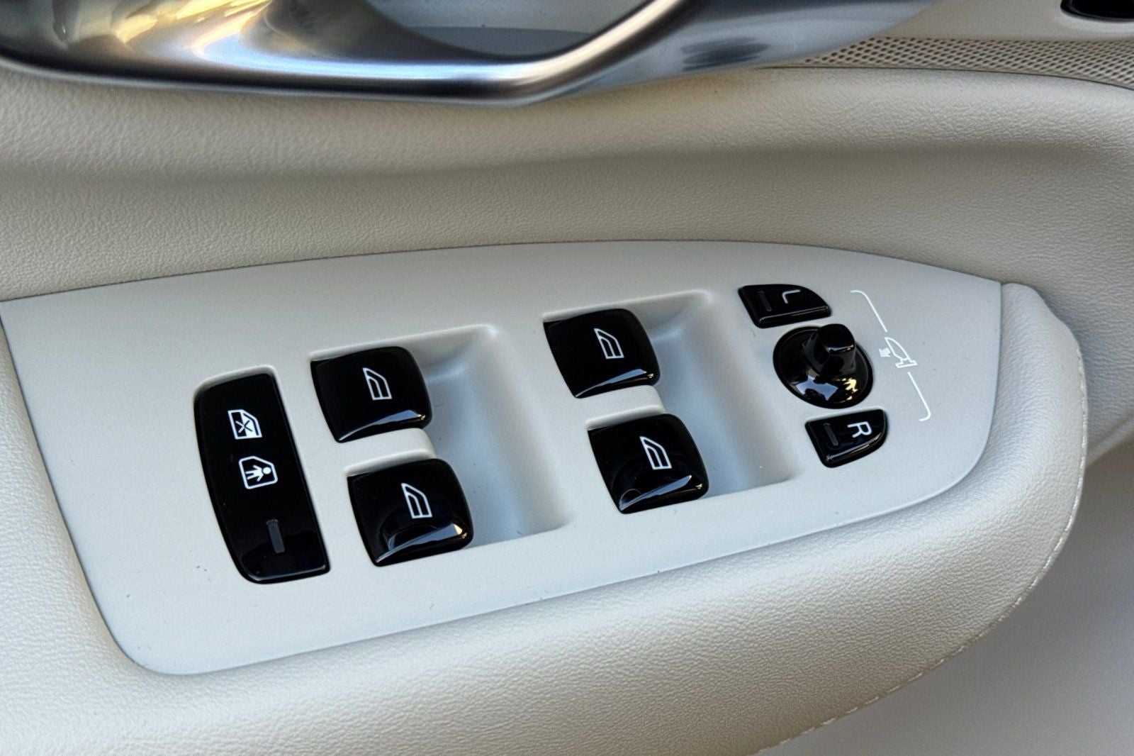 2026 Volvo XC90 Plug-In Hybrid T8 Ultra 7 Passenger