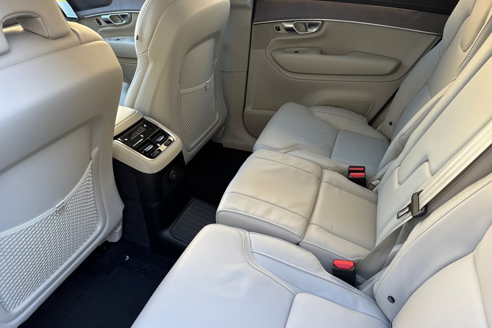 2026 Volvo XC90 Plug-In Hybrid T8 Ultra 7 Passenger