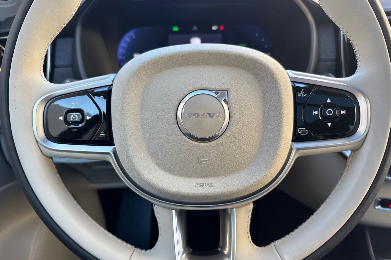 2026 Volvo XC90 Plug-In Hybrid T8 Ultra 7 Passenger