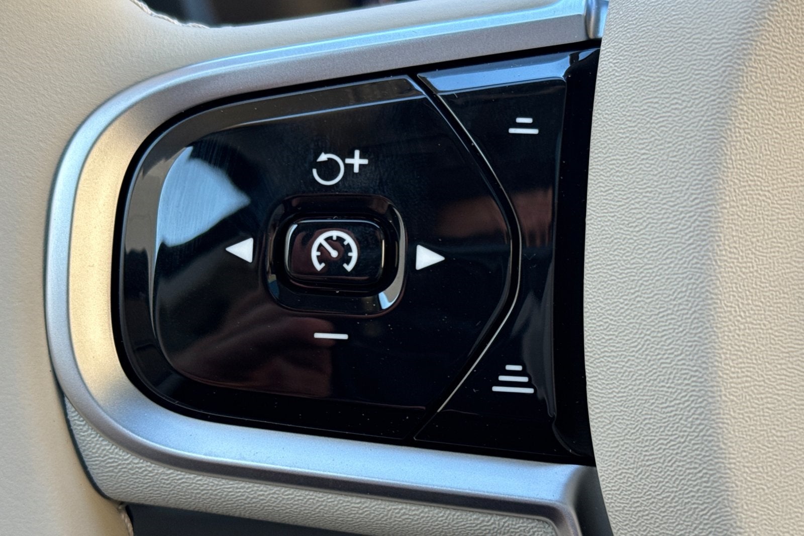 2026 Volvo XC90 Plug-In Hybrid T8 Ultra 7 Passenger