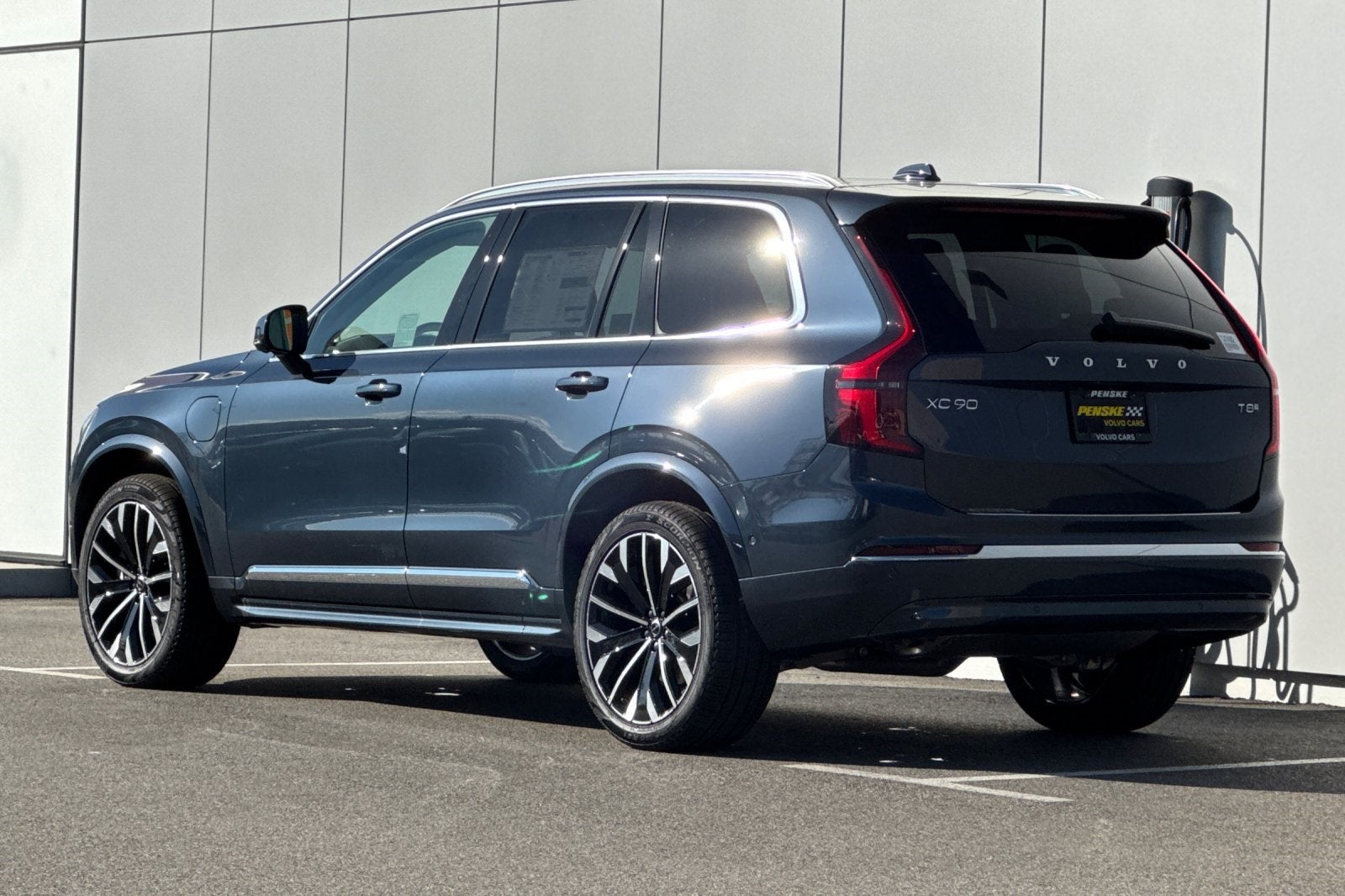 2026 Volvo XC90 Plug-In Hybrid T8 Ultra 7 Passenger