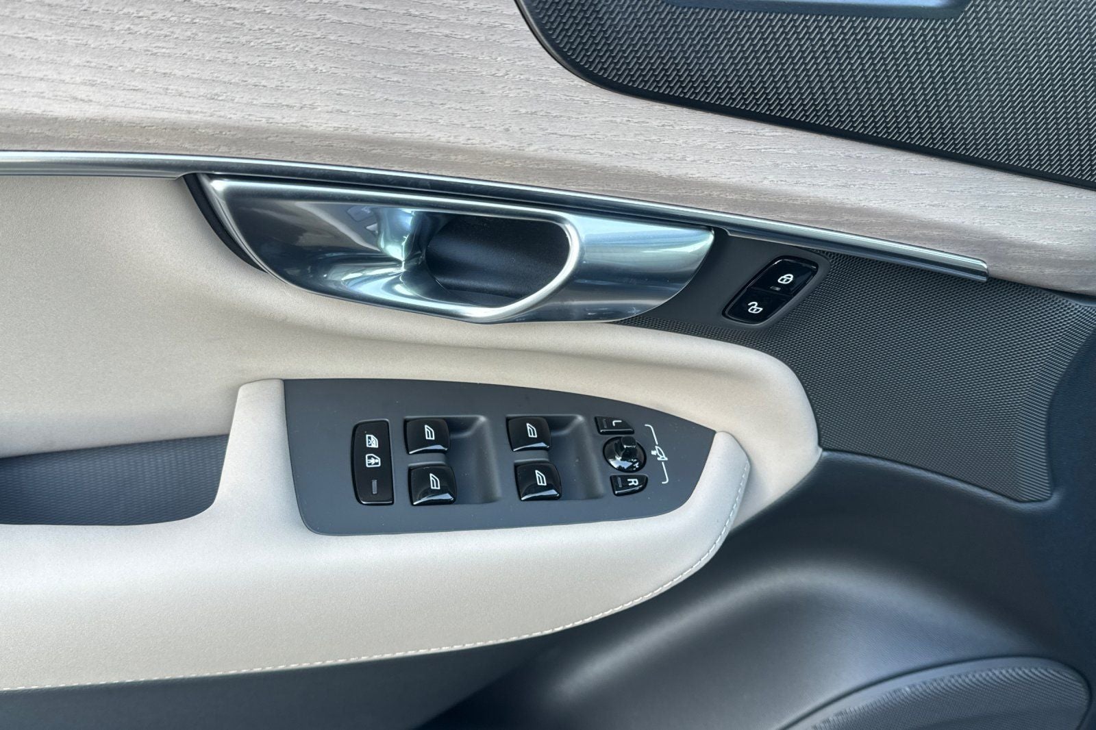 2026 Volvo XC90 Plug-In Hybrid T8 Ultra 7 Passenger