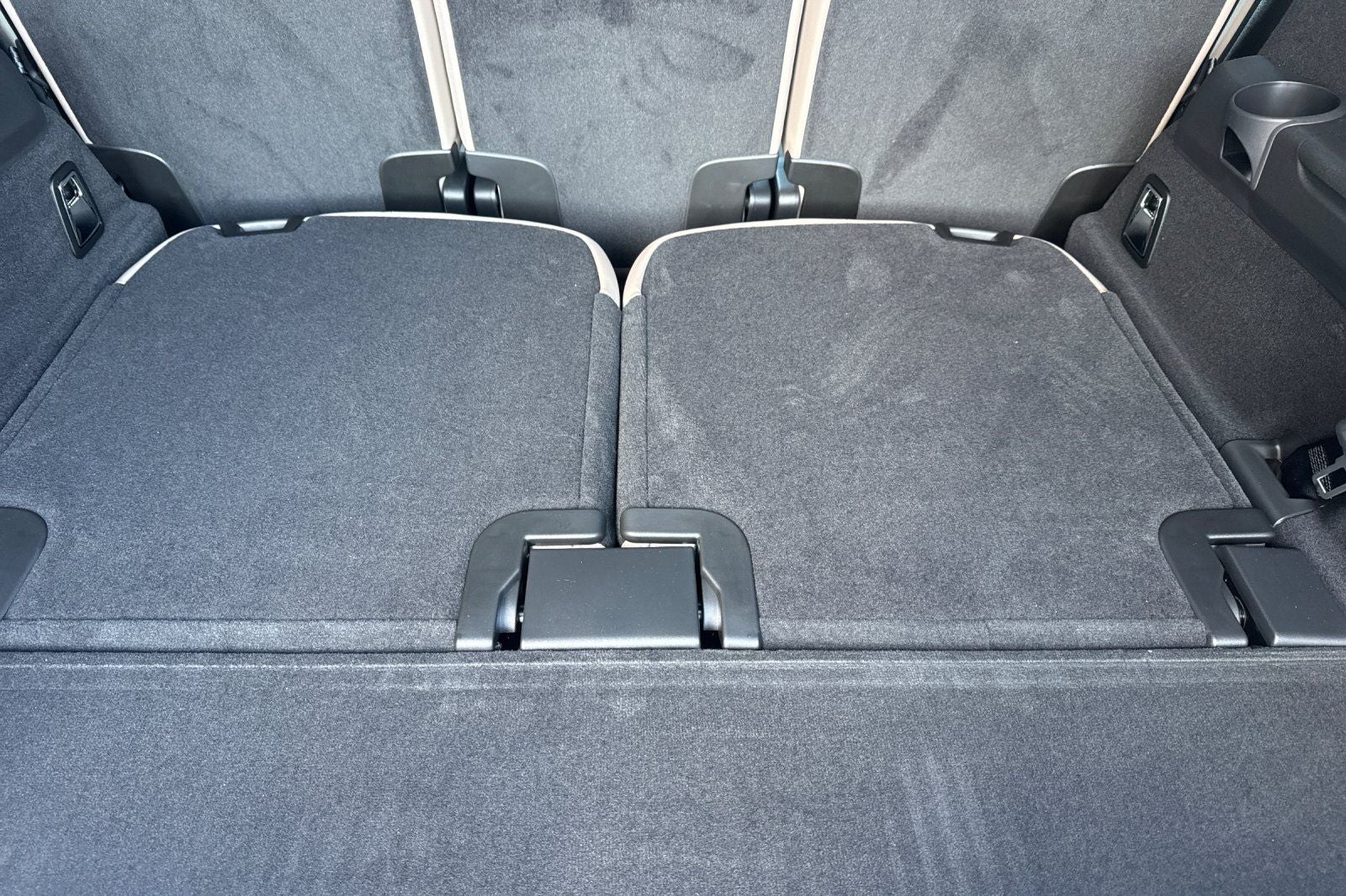 2026 Volvo XC90 Plug-In Hybrid T8 Ultra 7 Passenger