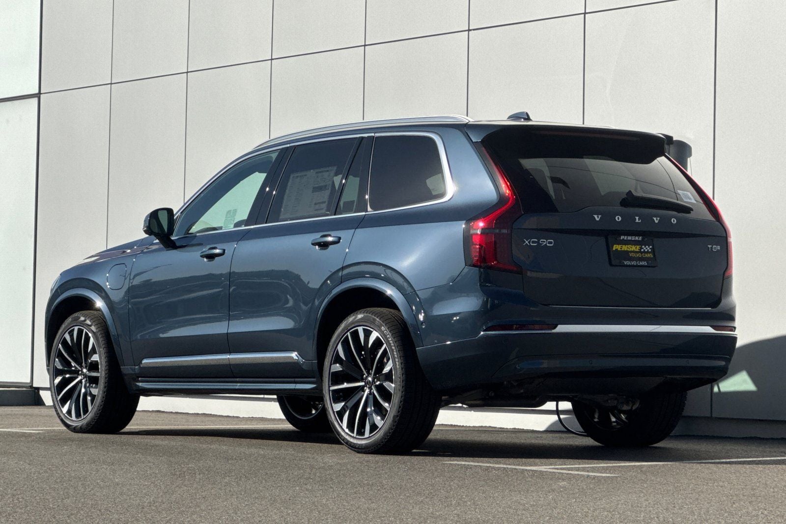 2026 Volvo XC90 Plug-In Hybrid T8 Ultra 7 Passenger