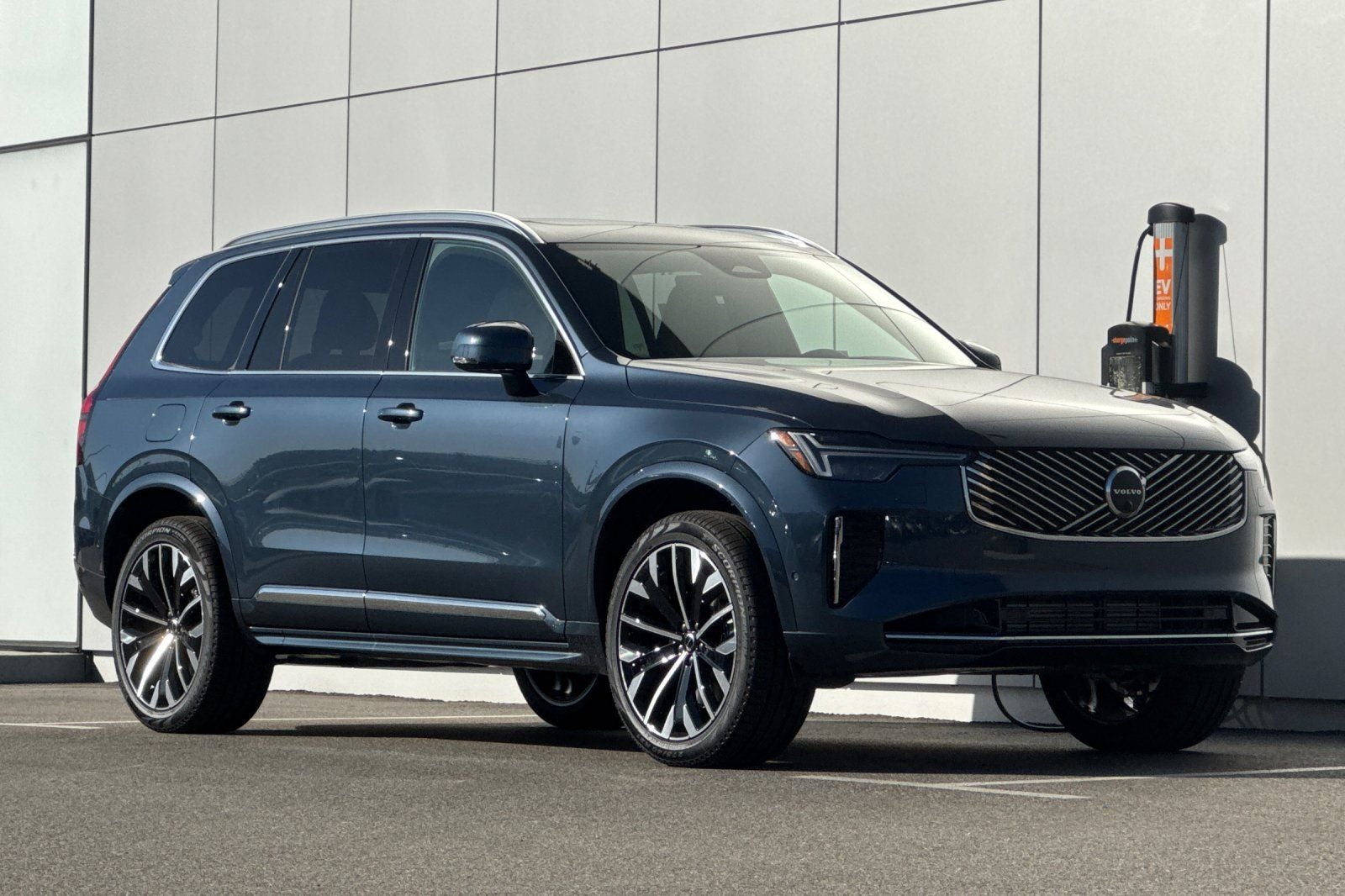 2026 Volvo XC90 Plug-In Hybrid T8 Ultra 7 Passenger