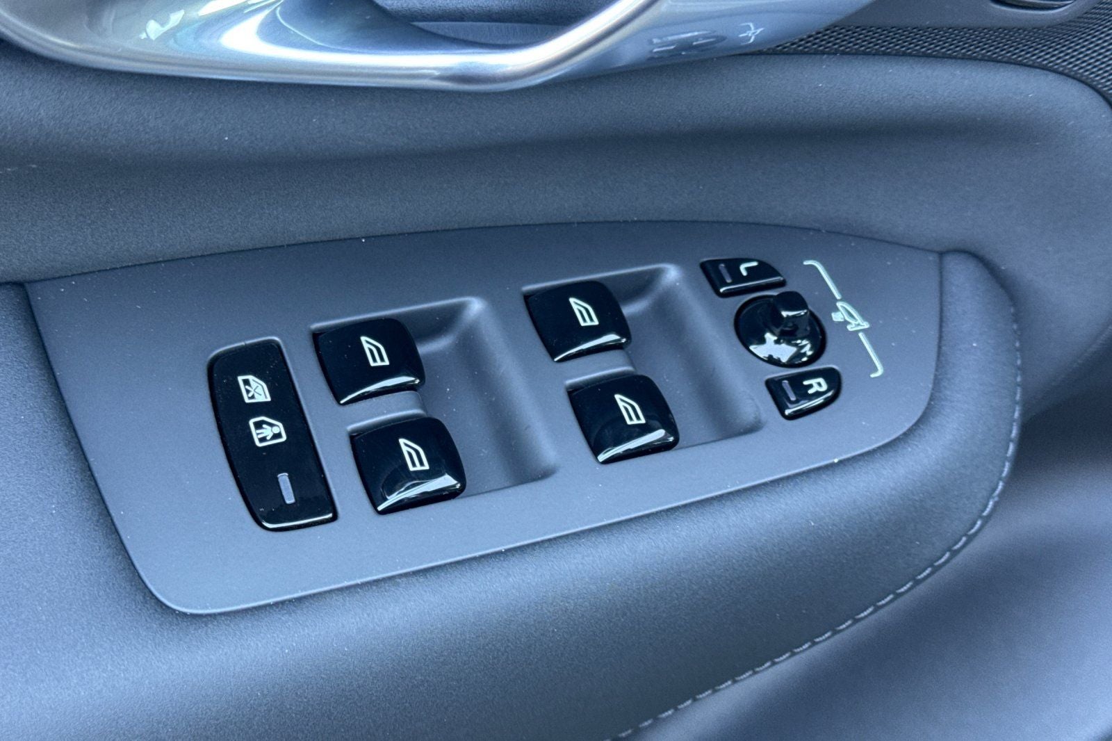 2026 Volvo XC90 Plug-In Hybrid T8 Ultra 7 Passenger