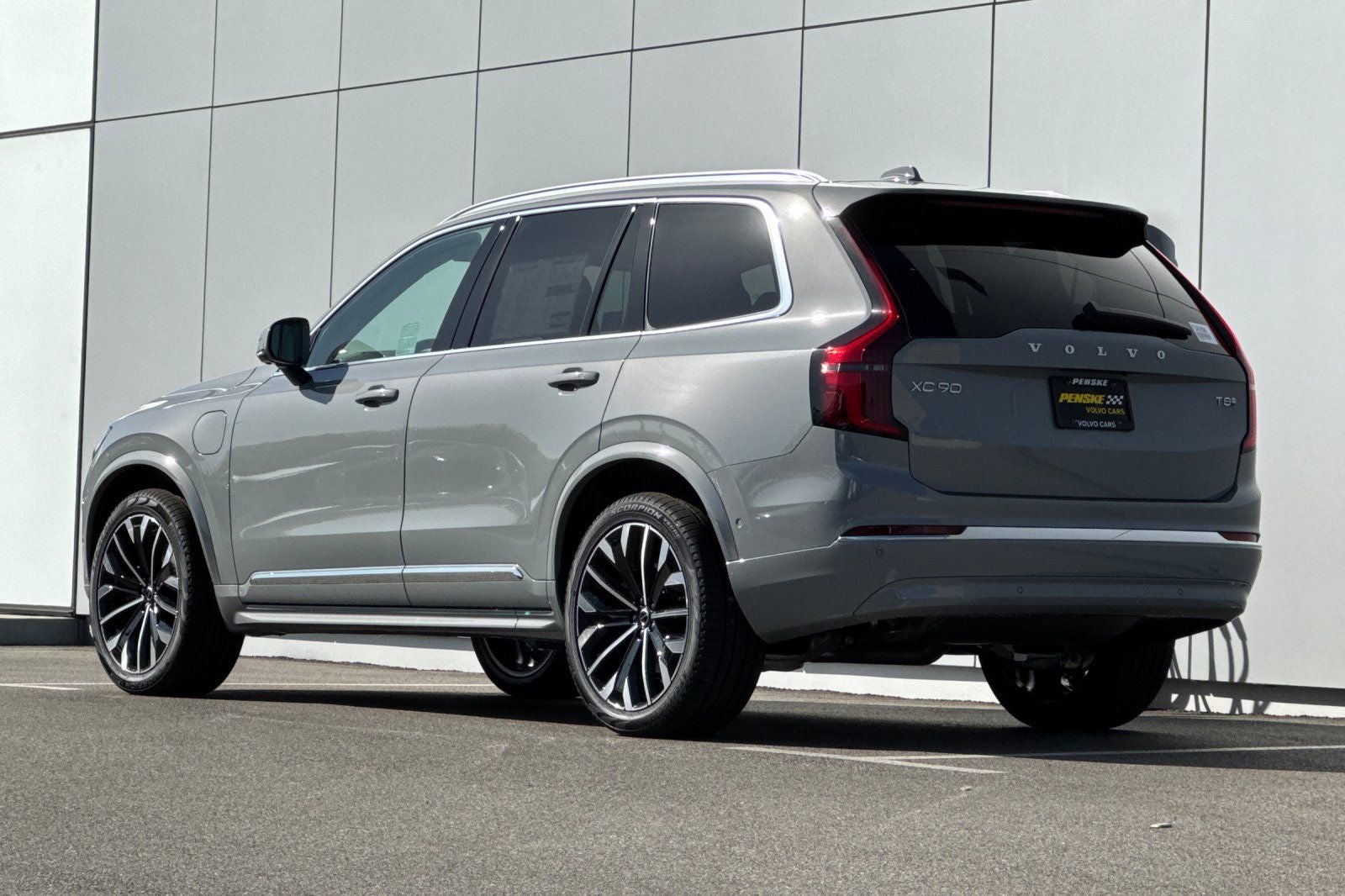 2026 Volvo XC90 Plug-In Hybrid T8 Ultra 7 Passenger