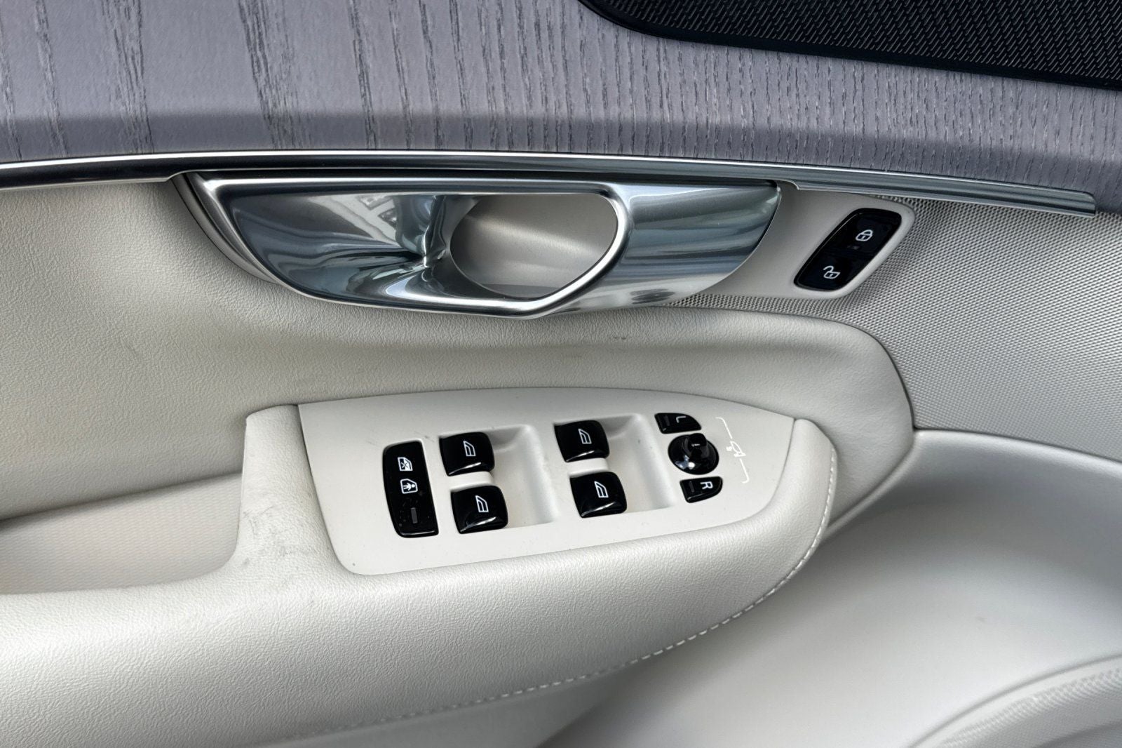 2026 Volvo XC90 Plug-In Hybrid T8 Ultra 7 Passenger