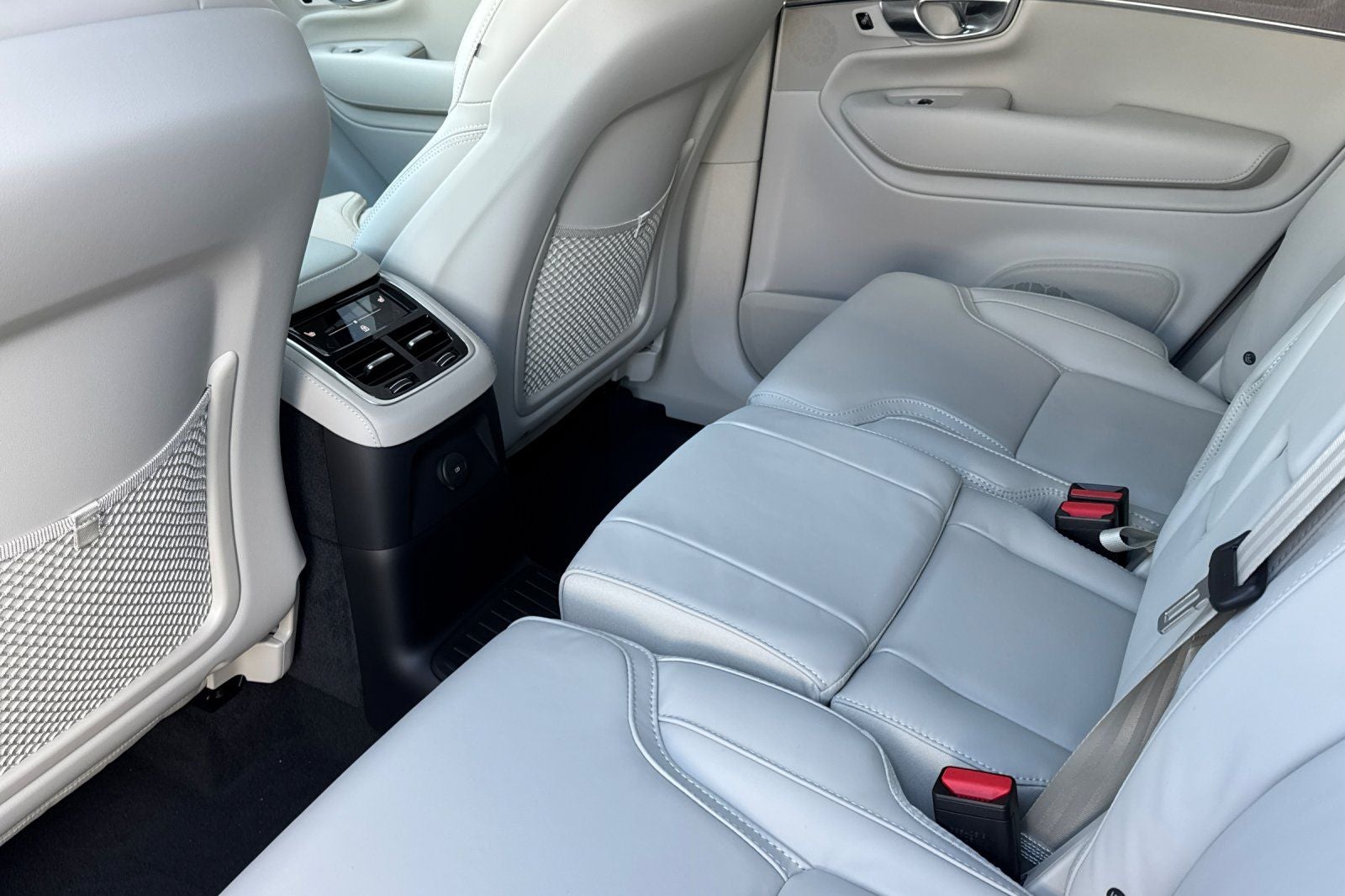 2026 Volvo XC90 Plug-In Hybrid T8 Ultra 7 Passenger