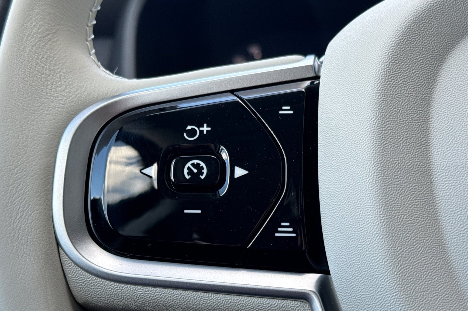 2026 Volvo XC90 Plug-In Hybrid T8 Ultra 7 Passenger