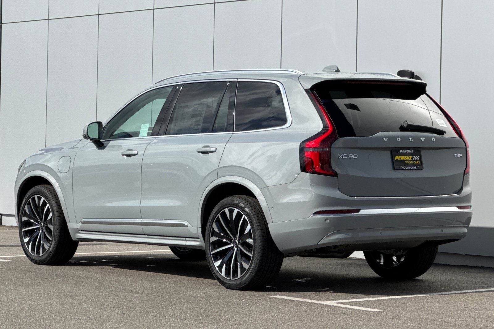 2026 Volvo XC90 Plug-In Hybrid T8 Ultra 7 Passenger