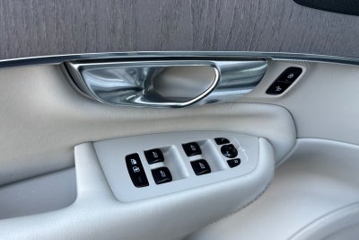 2025 Volvo XC90 Plug-In Hybrid T8 Ultra 7 Passenger