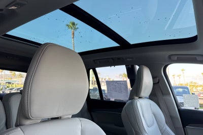 2025 Volvo XC90 Plug-In Hybrid T8 Ultra 7 Passenger