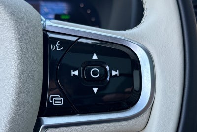 2025 Volvo XC90 Plug-In Hybrid T8 Ultra 7 Passenger