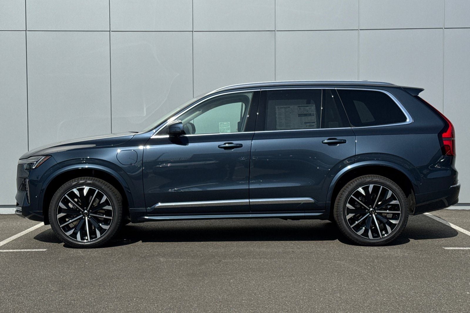 2026 Volvo XC90 Plug-In Hybrid T8 Ultra 7 Passenger