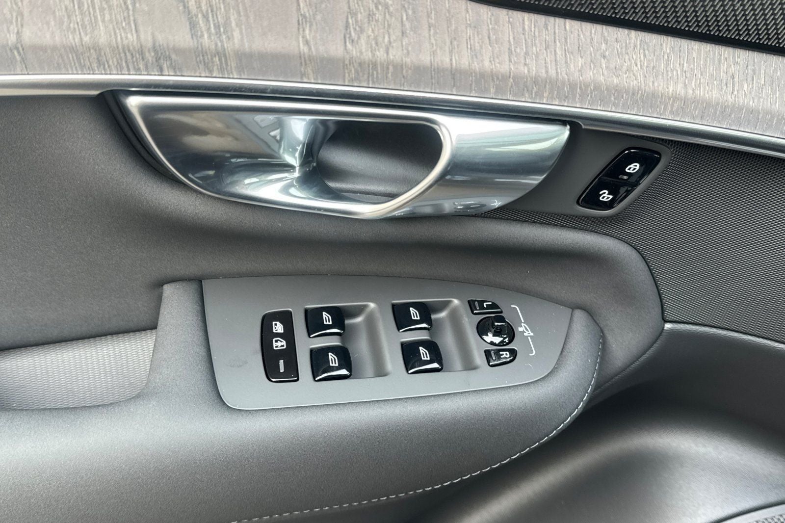 2026 Volvo XC90 Plug-In Hybrid T8 Ultra 7 Passenger